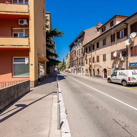 Rina Rijeka